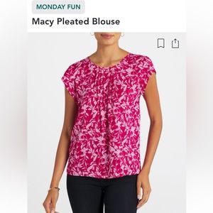 Stitch fix. Monday fun brand size M